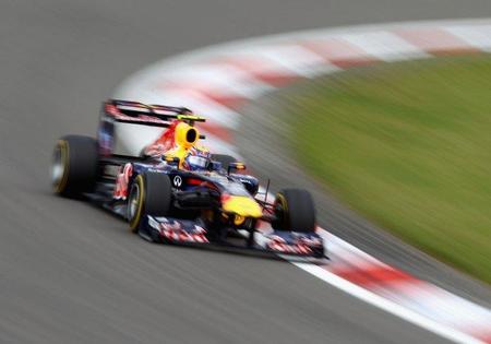 Mark Webber quiere más prestaciones en carrera para el RB7
