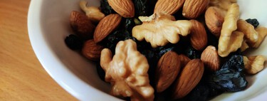 "Comer frutos secos mixtos ayuda a tu salud cerebral": lo que la ciencia sabe sobre cómo una avellana afecta a tu memoria 