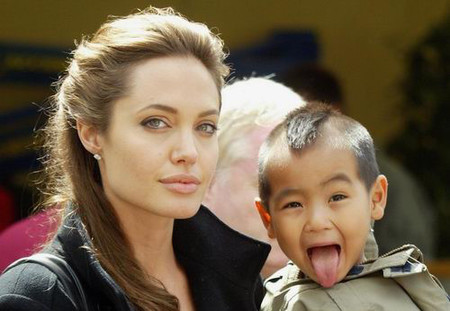 El embarazo de Angelina Jolie parece confirmarse