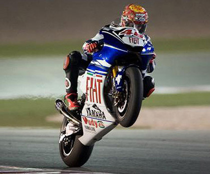 Lorenzo consigue una pole histórica en Qatar