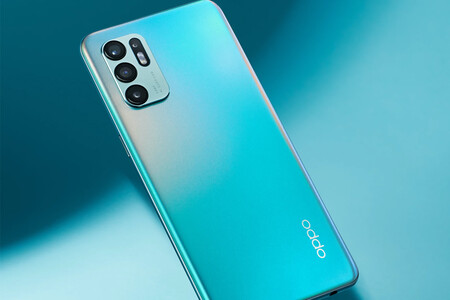 OPPO Reno 6 4G: pantalla AMOLED a 90 Hz, carga rápida de 50W y Snapdragon 720G
