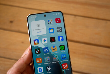 Oppo Reno14 5g Review Xataka Analisis Pantalla Detalle Iconos