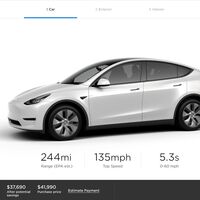 El Tesla Model Y tiene nueva versión de acceso, con 393 km de autonomía y siete asientos