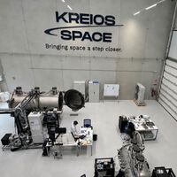 Empresa espanhola está a um passo de resolver um dos maiores problemas para satélites: a permanência em órbita terrestre muito baixa 