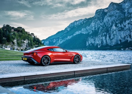 Aston Martin Vanquish Zagato Coupé