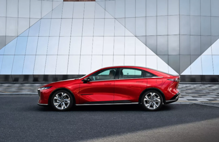 MAZDA2