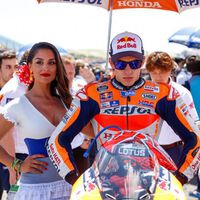 Los equipos han votado: las azafatas de las motos volverán a la parrilla de MotoGP para las dos últimas carreras