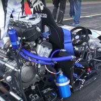 Así suena y así acelera un kart con motor de Honda CBR 1000 RR y una botellita azul