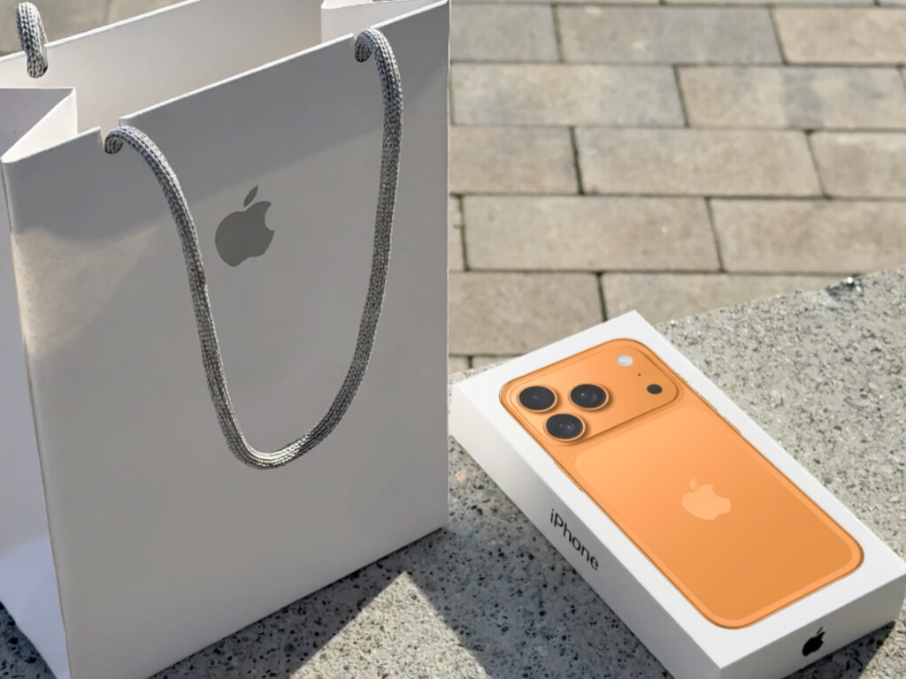 El 27% de sus usuarios cree que Apple ha perdido la chispa, pero la mayoría hará exactamente lo mismo en cuanto salga el iPhone 17: comprarlo El 27% de sus usuarios cree que Apple ha perdido la chispa, pero la mayoría hará exactamente lo mismo en cuanto salga el iPhone 17: comprarlo