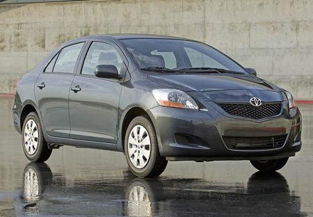 Toyota Yaris Sedán por menos de 200,000 pesos