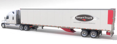 Algunos camiones americanos están usando unos extraños toboganes en la panza. No es por diversión, es por ahorrar dinero