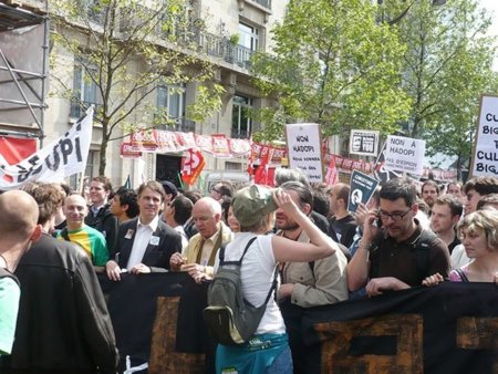 Todos los operadores menos uno envían el primer aviso de Hadopi