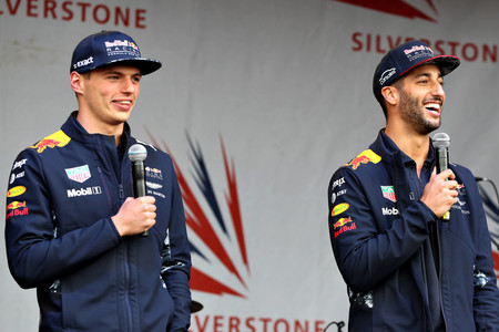 P 20170716 01443 News