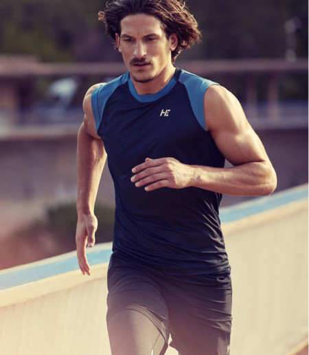 Comodidad y estilo en tus entrenamientos gracias a la nueva colección de Mango Man