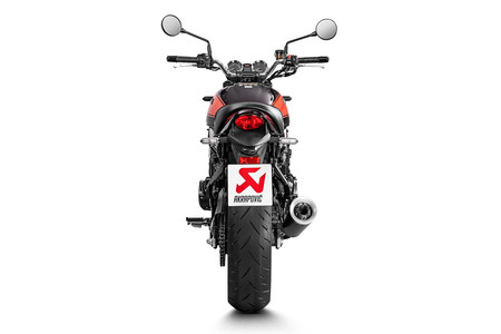 Kawasaki Z900rs Akrapovic 01