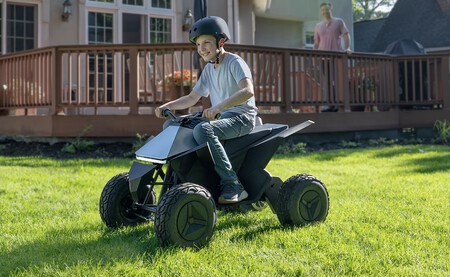 Tesla Cyberquad