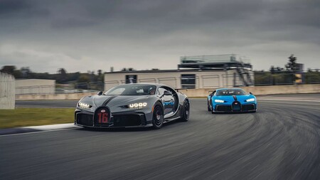 Bugatti Chiron Pur Sport corriendo en pista, así es como la marca te quiere convencer para desembolsar 75 MDP