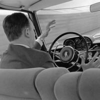 Mercedes construyó en los 60 la “Curva de la Muerte” para probar sus coches: tan brutal que se trazaba sin girar el volante y generaba fuerzas G como en la F1