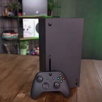 Aunque hace meses que subió de precio, no es extraño ver Xbox Series X por debajo de su PVP. Y hoy la encontramos de nuevo rebajada