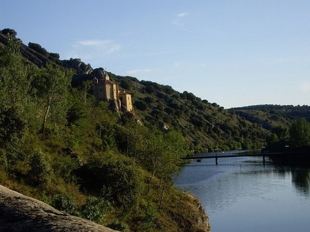 Camino Soria para pasear por el Duero y la curva de la Ballesta en familia