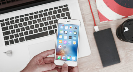 Una compañía afirma poder desbloquear cualquier iPhone en un servicio pensado para consumidores