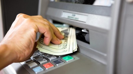 La fragilidad de la banca ante la retirada masiva de depósitos