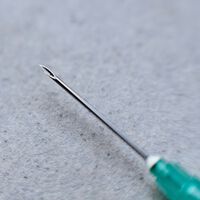 Chegamos a esse ponto: a lei bizarra que precisou ser criada às pressas para impedir que chefes coloquem microchips em seus funcionários 