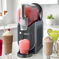 El calor no da tregua en México y la solución puedes tenerla en casa: máquina para frappés, raspados o margaritas, en oferta 