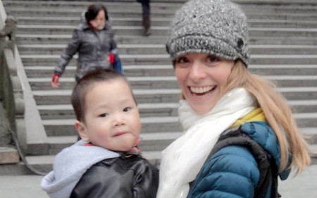 El increíble viaje de una madre adoptiva y su hijo para que vea a sus padres biológicos antes de que se quede ciego
