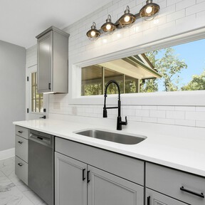 Adiós el escurreplatos: la alfombrilla secante a precio mínimo que mantiene la encimera seca de verdad y además decora 