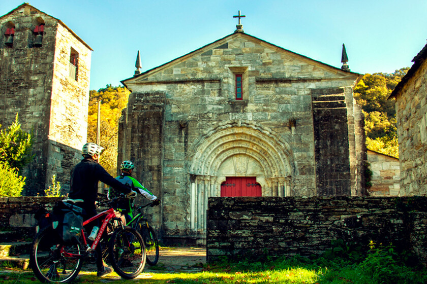 En pleno Lugo y con pasado cruzado: la imponente iglesia medieval en mármol que es Monumento Nacional
