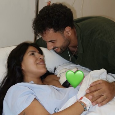 Isa Pantoja y Asraf Beno dan la bienvenida a su primer hijo: el exótico nombre elegido y quién no ha estado con ellos en el hospital