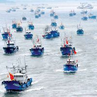 China ha movilizado 1.400 barcos pesqueros para crear una "barrera" de 300 kilómetros. No son buenas noticias para Taiwán