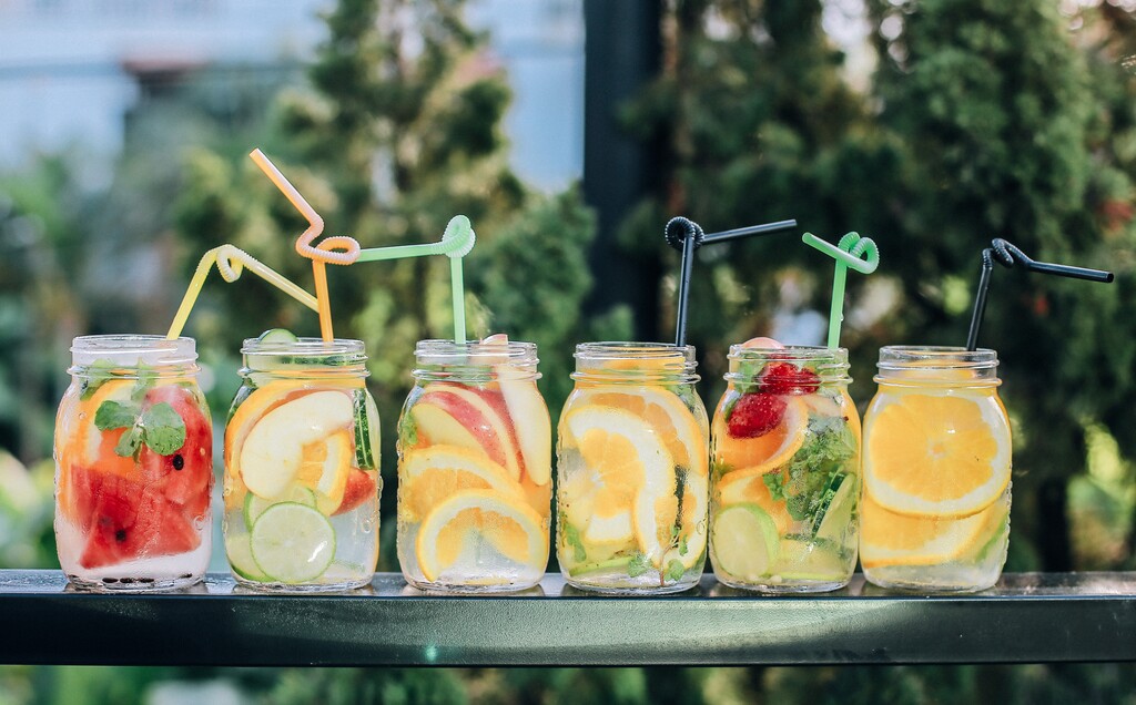 Qué beber y qué no beber para mantenernos bien hidratados este verano