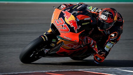 Solo Augusto Fernández puede batir a Pedro Acosta en el debut de Moto2 en Catar