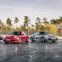 El 996 ya es un clásico: el "patito feo" de los Porsche 911 cumple 25 años convertido en un cisne