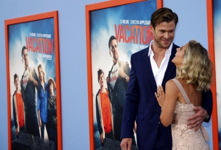 Los hermanos Hemsworth en la premiere de 'Vacation': ¡de toma pan y moja!