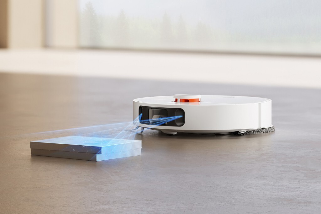 Xiaomi Smart Band 7 Pro, TV Q Series, Redmi Pad, Truclean W10 WetDry