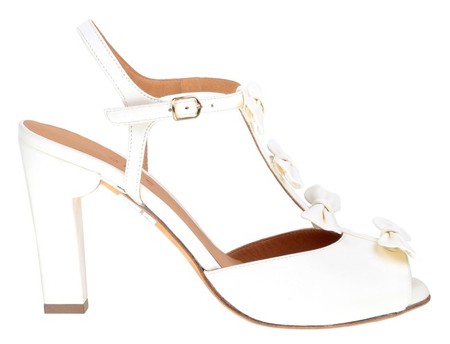 Chie Bri Dedora Amareto Leche Side