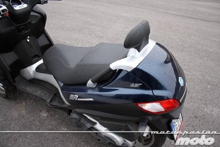 Piaggio MP3 400 LT