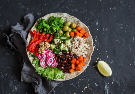 Dieta SmartFood, una propuesta basada en alimentos inteligentes que pueden proteger la salud y sumar años de vida