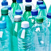 Empieza a guardar las tapas de tus botellas: estas 5 formas de reutilizarlas transformarán tu rutina en casa