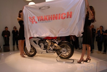 Yakhnich Motorsport y MV Agusta unen sus fuerzas