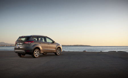 Ford Kuga 2013 vision lateral