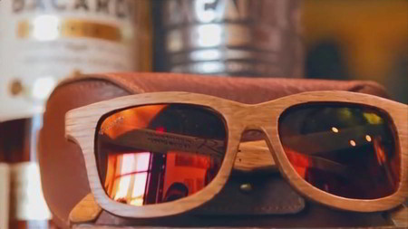 Bacardi recicla sus barricas diseñando los lentes de sol más cool del verano