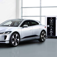 Del Jaguar I-Pace a los domicilios pasando por la Fórmula E: así reutiliza Jaguar las baterías del SUV eléctrico