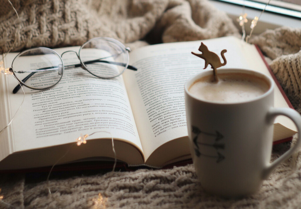 Qué estamos leyendo: estos son los libros que ahora mismo ocupan el tiempo de los editores de Xataka 