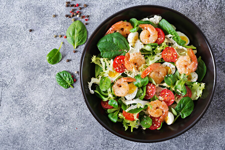 Sin grasa y con muchas proteínas: por qué debemos incluir langostinos en nuestra dieta y 15 recetas para empezar ya