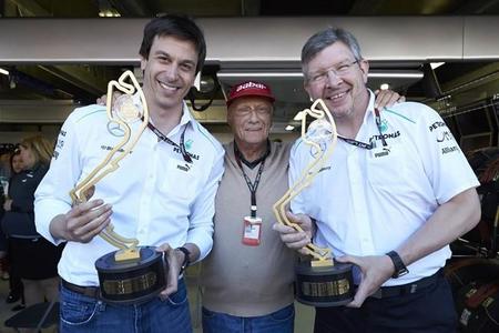 Niki Lauda: "me he apostado 50€ con Helmut Marko a que no nos penalizan"