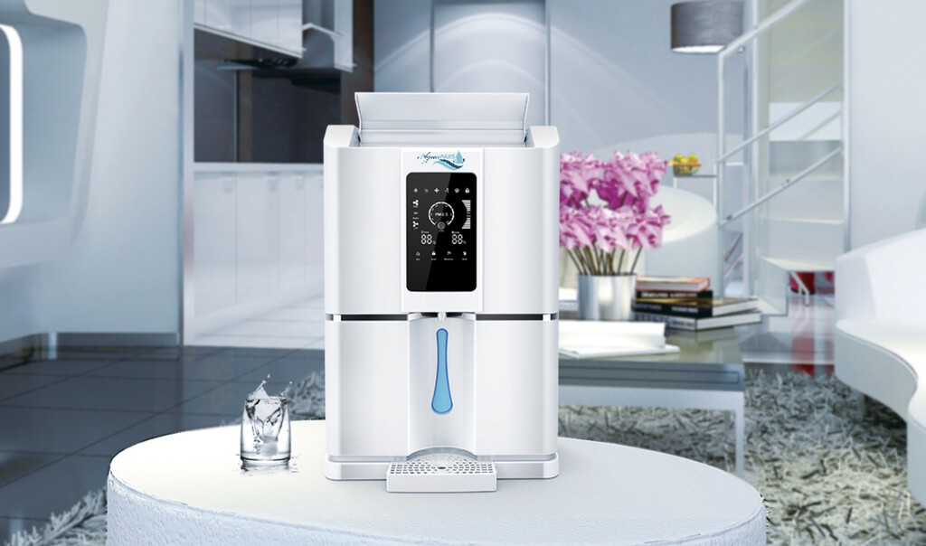 Parece una cafetera pero este invento español sirve para tener agua usando el aire de la habitación y no depender del grifo